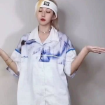 小姐姐换装报纸,小姐姐换装报纸演绎百变风格